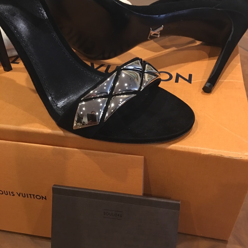 Louis Vuitton Sandals - Picture 4 of 5